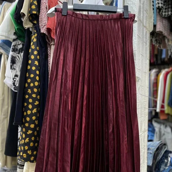 NWOT Burgundy Elegance High-Waisted Pleated Maxi Skirt - Picture 1 of 4